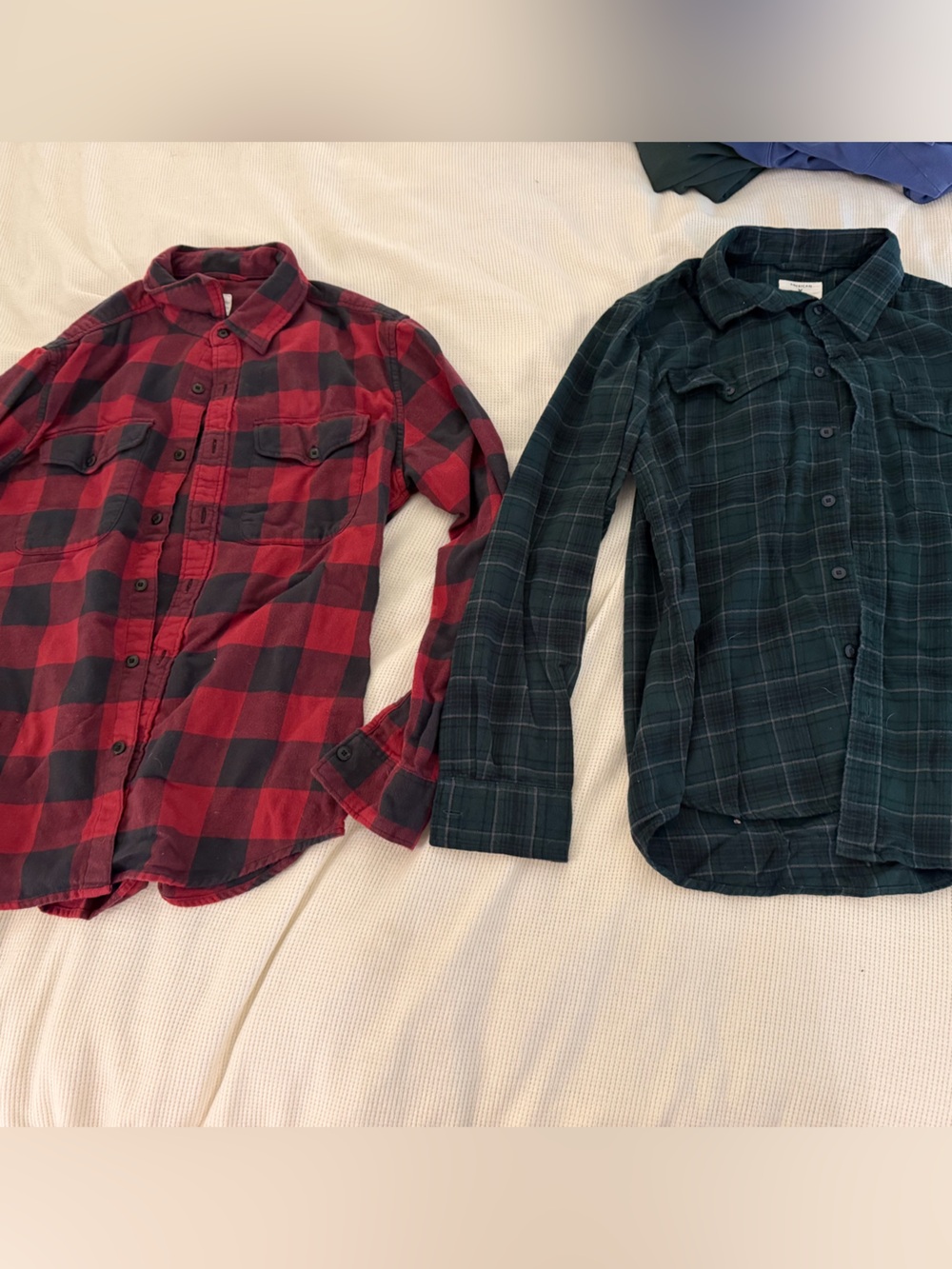 American Eagle Men’s Plaid Flannel Shirts Bundle 2